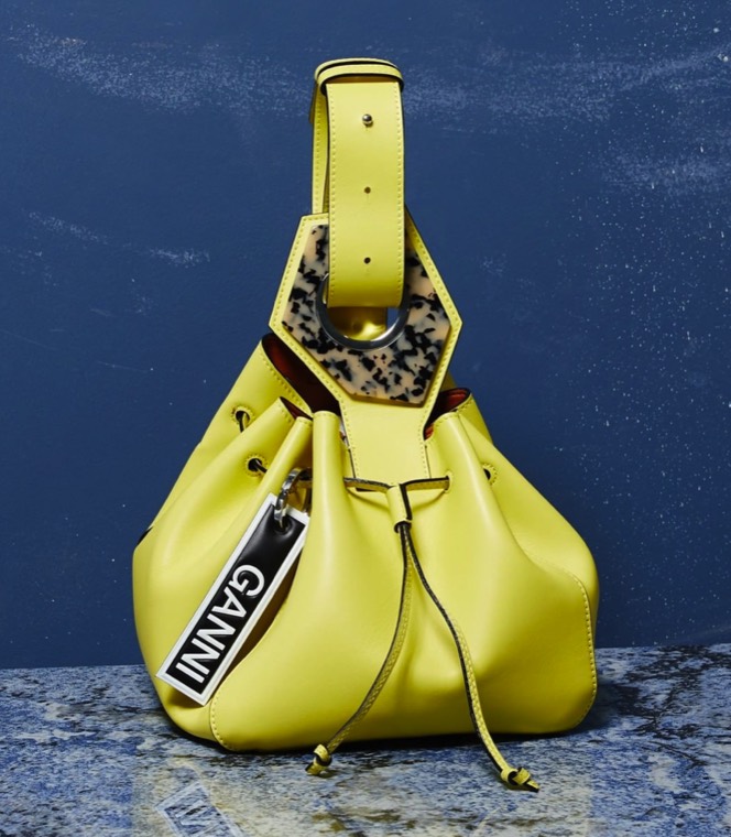 Still life photography by Aura